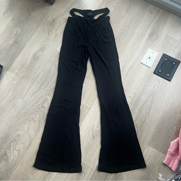 White Fox Black Flare Cutout Ribbed Pants Size Medium - Picture 1 of 2